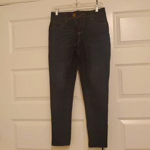 Democracy jegging size 6